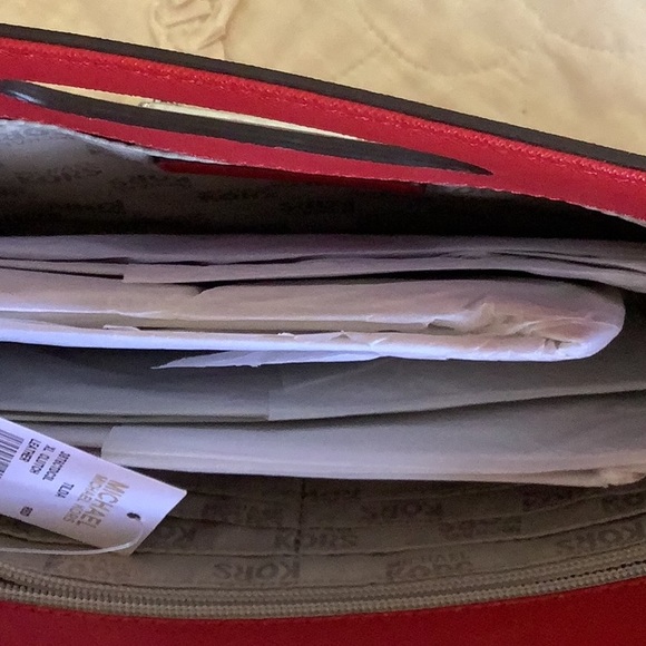 MK Leather Tilda Red Clutch ❤️❤️ NWT - Picture 6 of 10